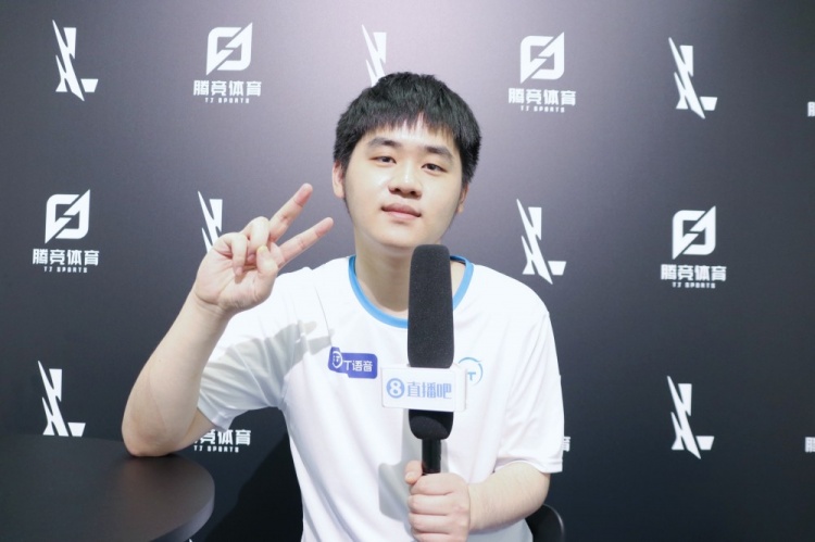 在鲍多克曾 在鲍多克曾